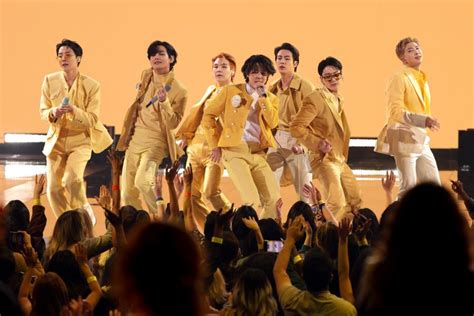 bts concert 2022 live stream.